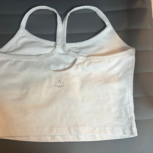 Beyond Yoga White Tank Top - Picture 4 of 7